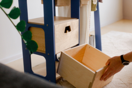 Montessori kledingkast met lades en kledijvormige grepen -  Blauw