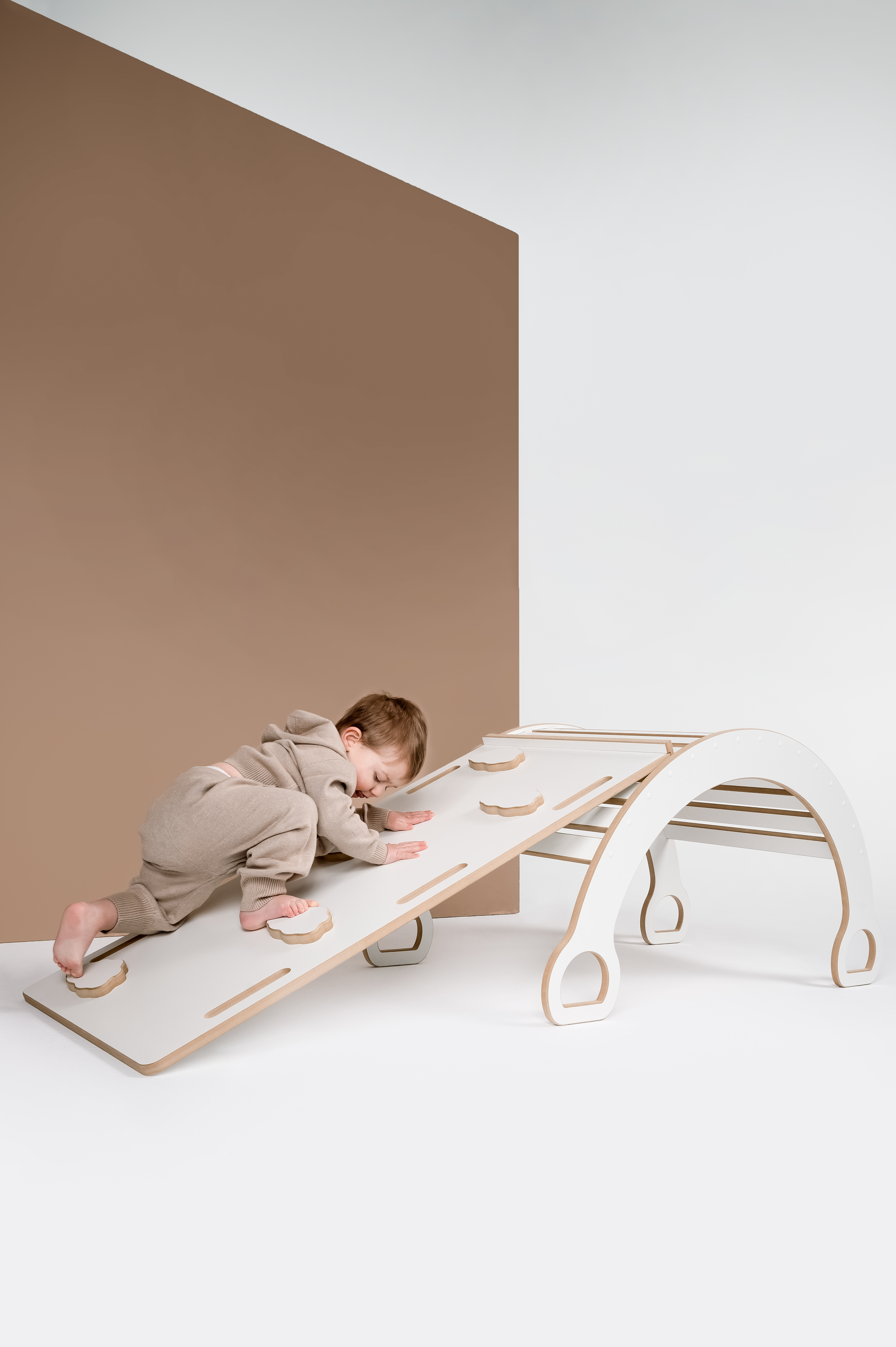 Witte 2-in-1 Montessori klimboog met Glijbaan met Wolkjes - Groot