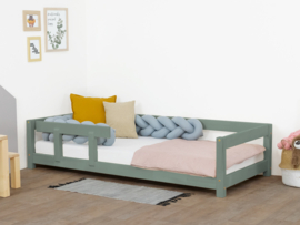 Laag bed met hekje 80 x 160 cm - 140 x 200 cm