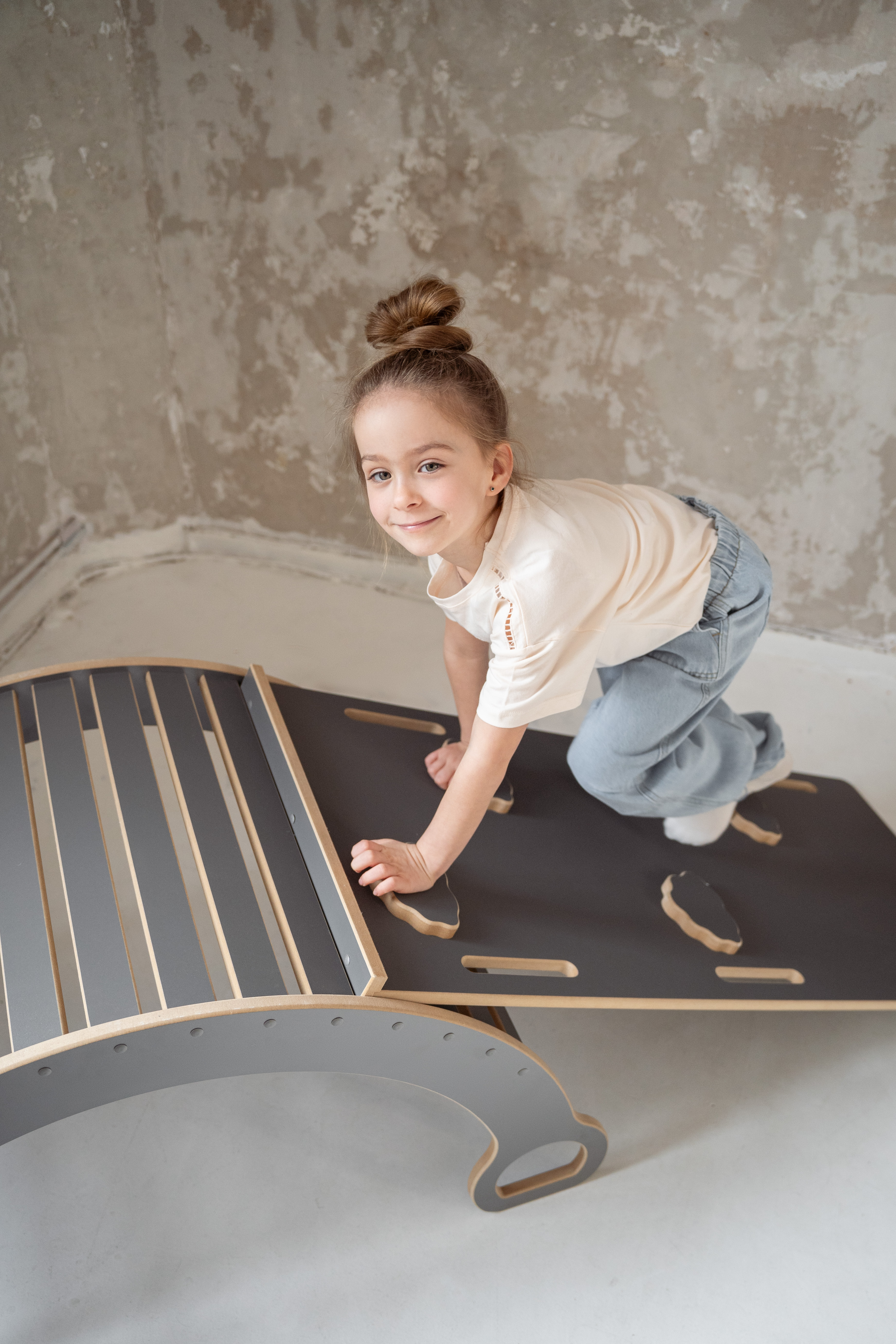 Grijze 2-in-1 Montessori klimboog met Glijbaan met Wolkjes - Groot