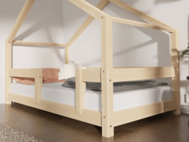 Bedhuisje met hekje LUCKY - 70 x 160 cm