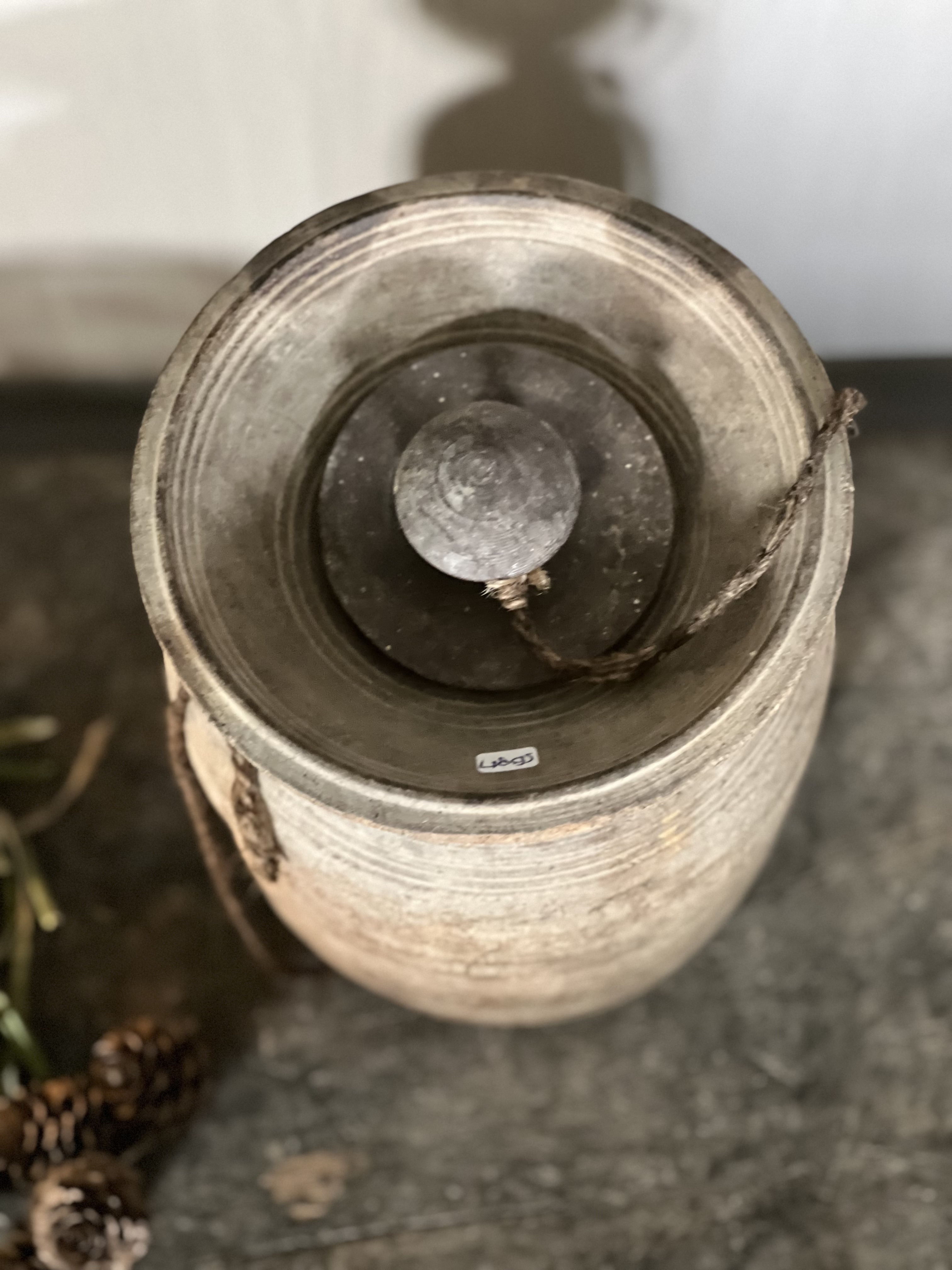 Houten kruikje met deksel, nr 25