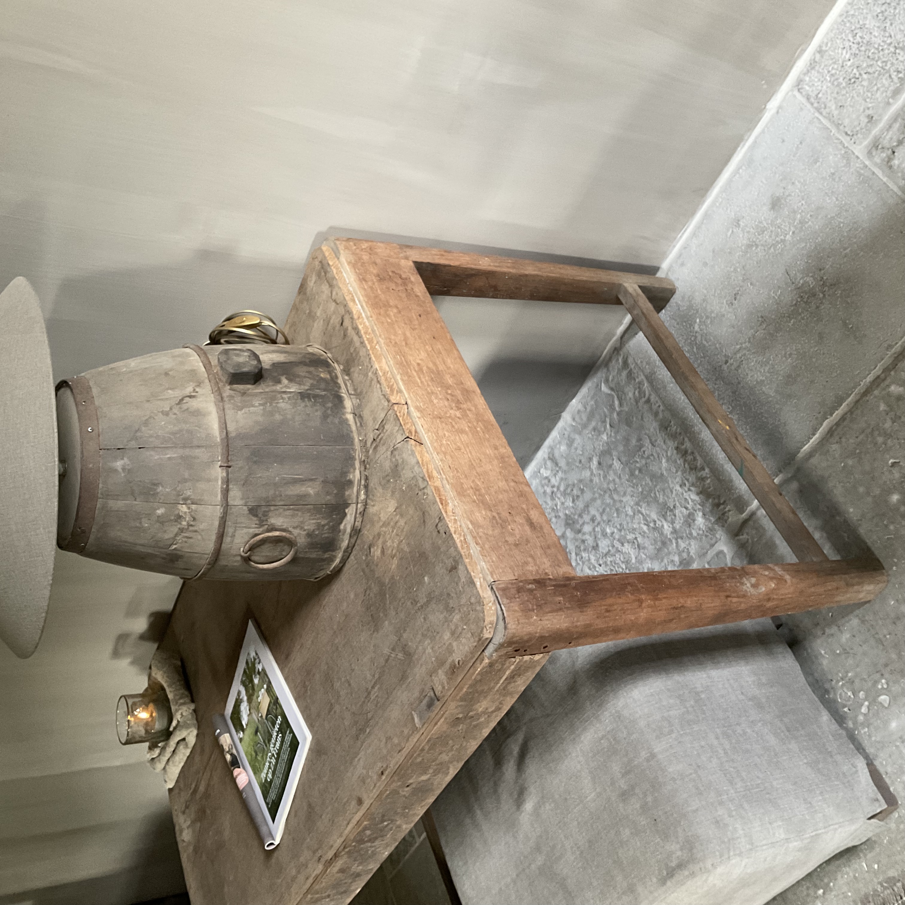 Uniek oud bureau