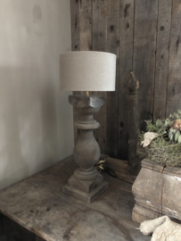 Houten balusterlamp