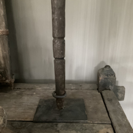 Boterstamper in staander