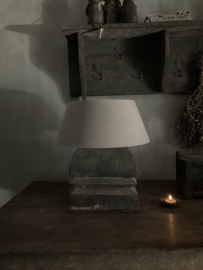 Unieke lamp van bouwornament
