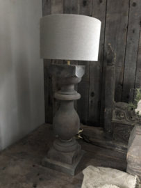 Houten balusterlamp