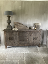 Dressoir Old Barn met deurtjes en lades •