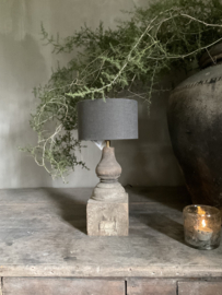 Balusterlampje van Aura Peeperkorn, nr 6 •