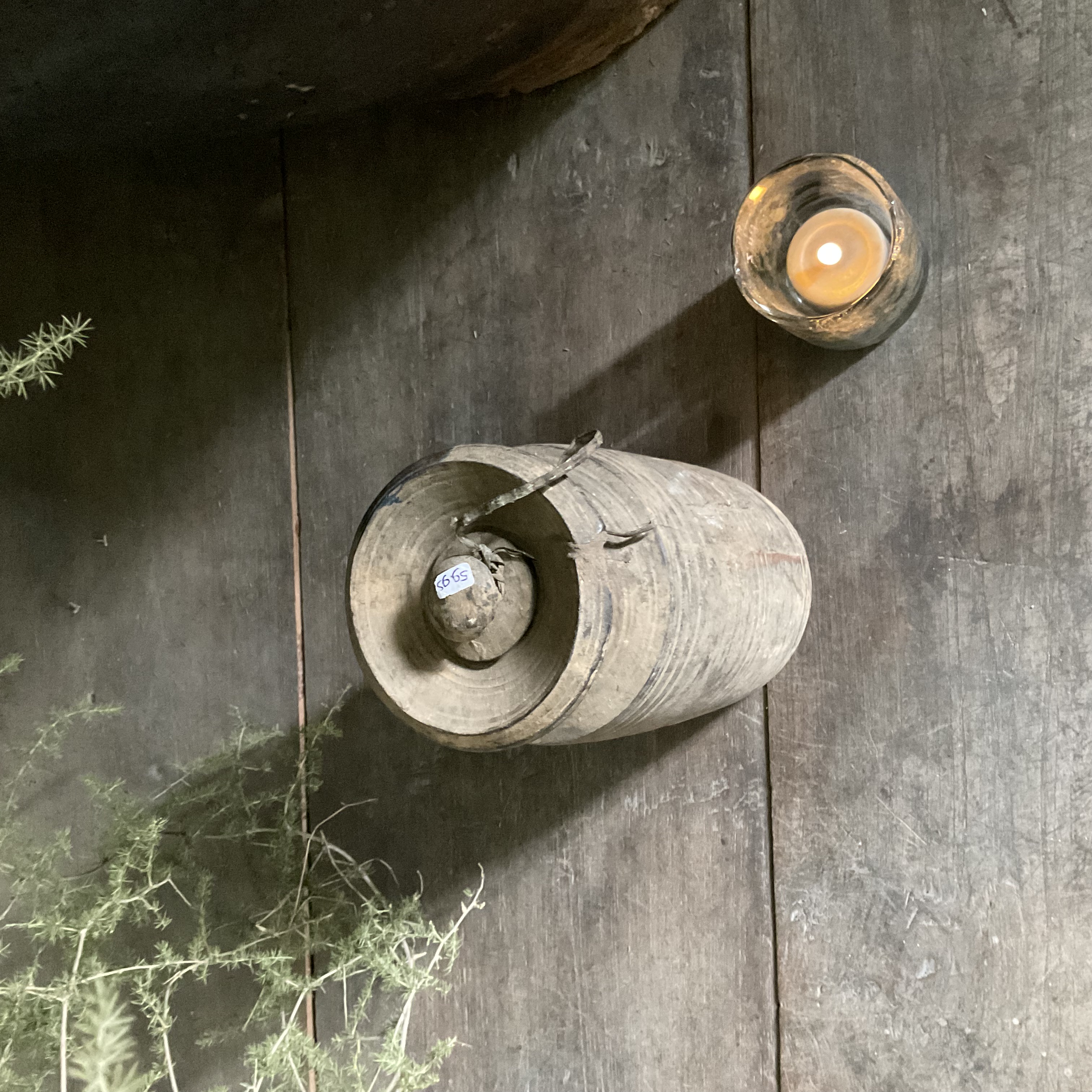 Houten kruikje met deksel, nr 14