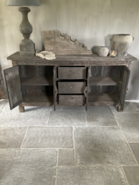 Dressoir Old Barn met deurtjes en lades •