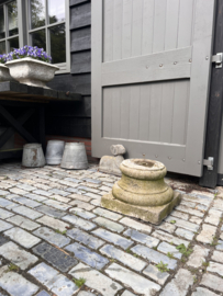 Zware betonnen poer