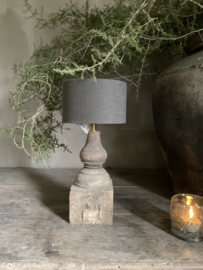 Balusterlampje van Aura Peeperkorn, nr 6 •