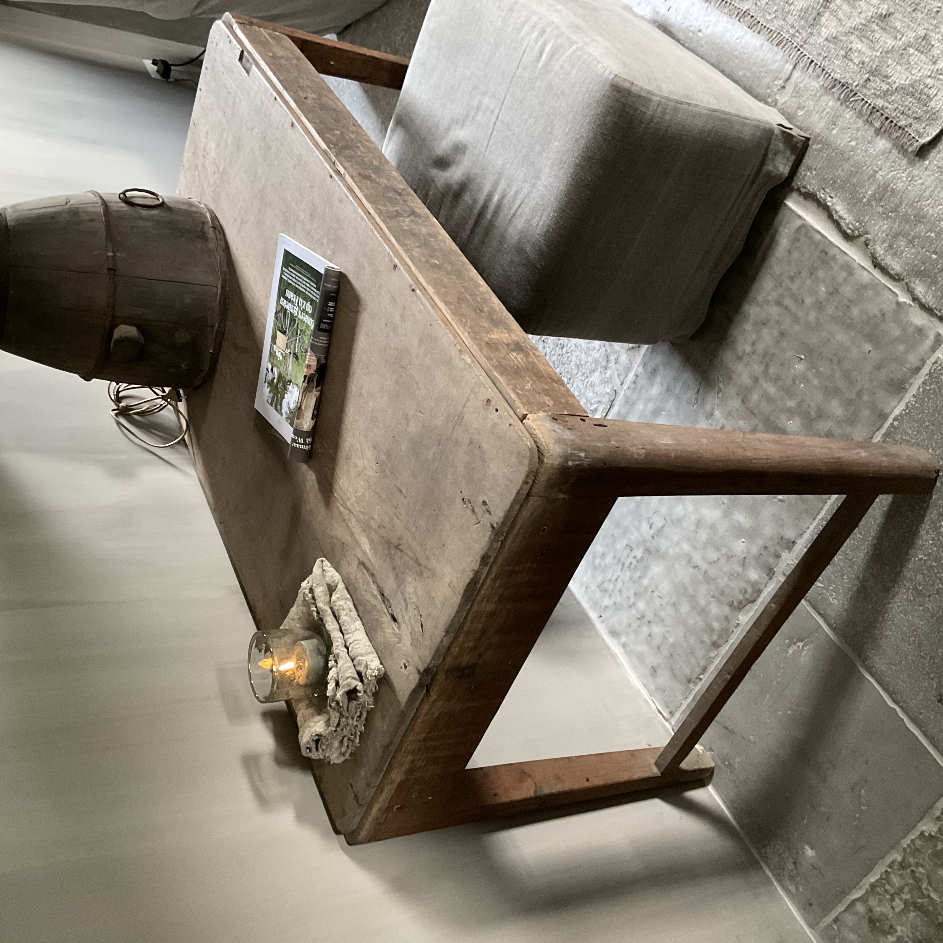Uniek oud bureau