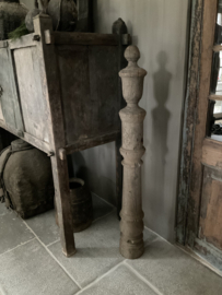 Pilaar / baluster •