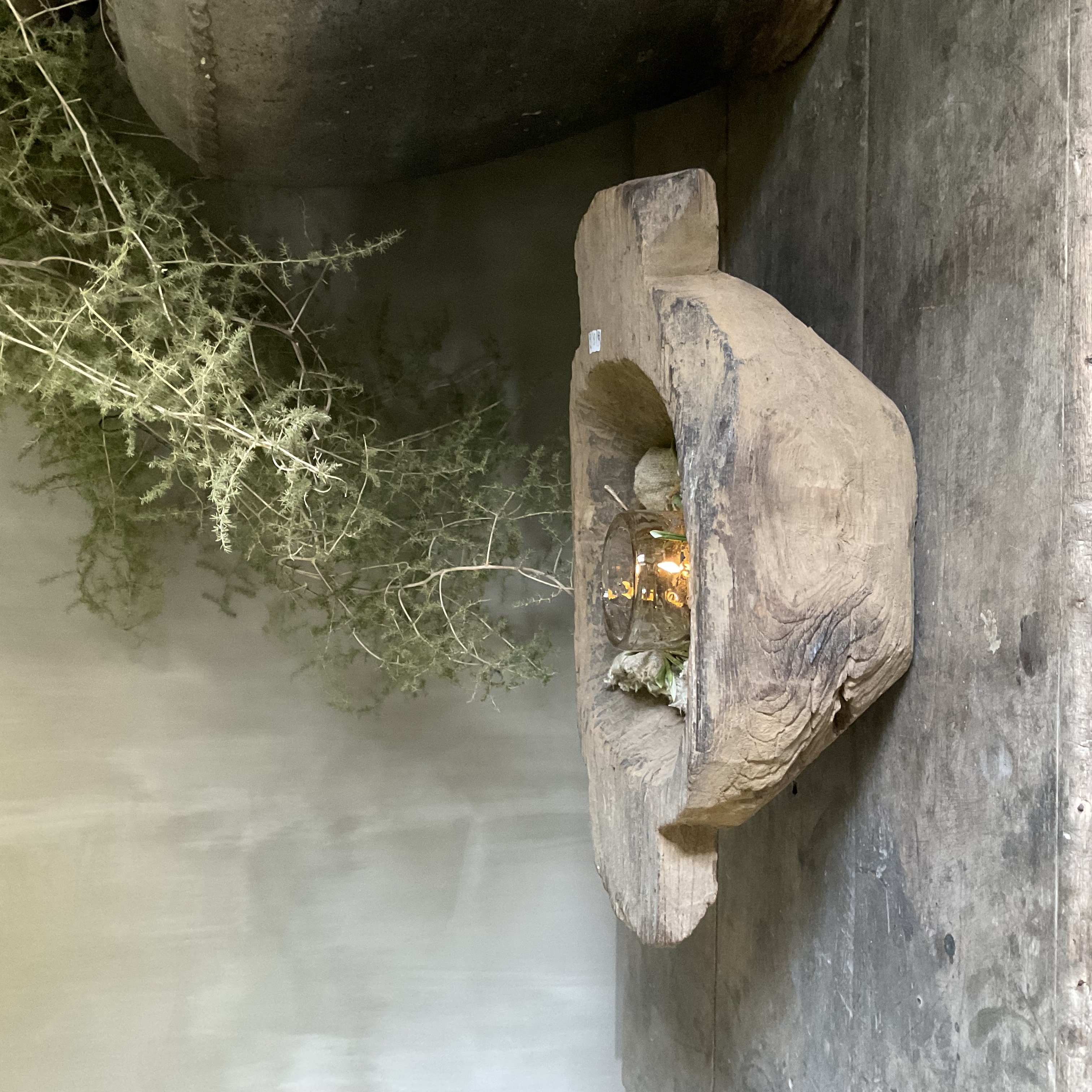 Grove houten schaal, nr 2