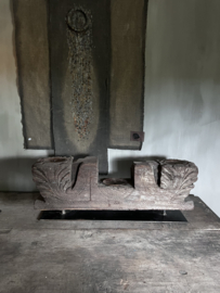Ornament / kandelaar op staander, nr 2 •