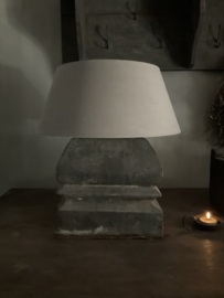 Unieke lamp van bouwornament