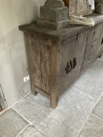Dressoir Old Barn met deurtjes en lades •