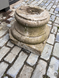 Zware betonnen poer