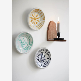 Upcycled Wooden Shelf / Madam Stoltz