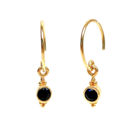 Black Agate Arrow Gold Vermeil Earrings / Muja Juma Oorbellen
