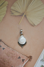 Shiva Shell Moongazer Pendant Sterling Silver