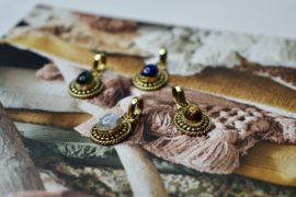 Dotted Oval Gemstone Pendant Brass