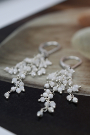 Cascade Maansteen Oorbellen - Silver Plated