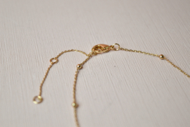 Parelmoer Hand Ketting - Gold Plated