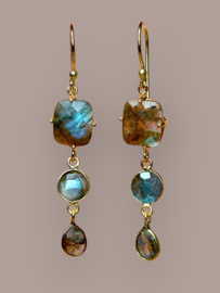 Lyani Labradoriet Oorbellen - Gold Plated