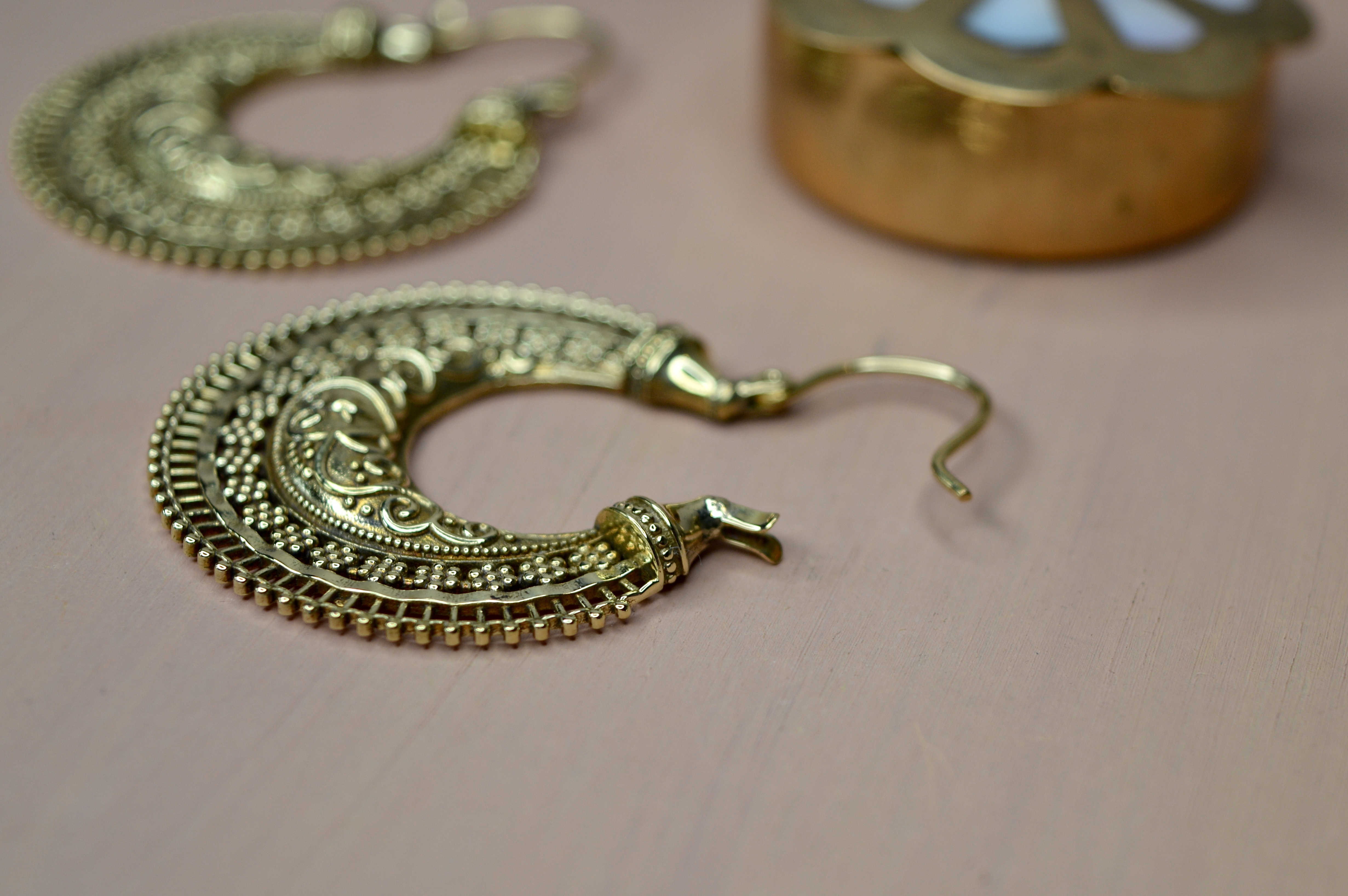 Hippie Hoops Brass