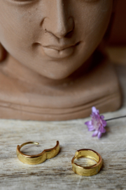 Luna Huggie Hoops 11mm - Gold Vermeil