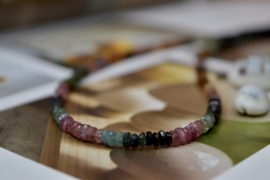 Multi Toermalijn Priya Ketting