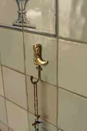 Dallas Cowboy Laars Haak / Doing Goods