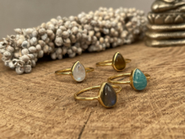 Rain Drop Labradorite Ring Gold Vermeil