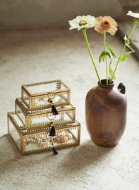 Glass Box With Tassel / Madam Stolz