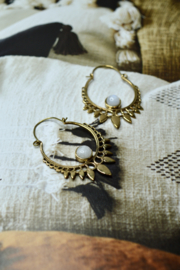 Bohemian Maansteen Oorbellen - Brass