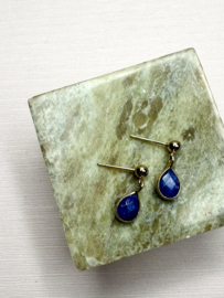 Blue Sapphire Gold Plated Earstuds / Edelsteen Oorstekers