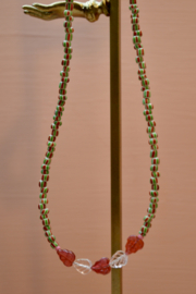 Striped Beads Green Leaf Ketting