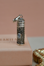 Maansteen Sukma Prayer Box Hanger - Sterling Zilver