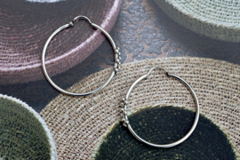 Large Dotted Bali Hoops Sterling Silver Oorbellen