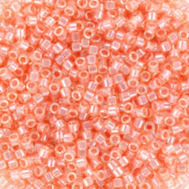 Miyuki Delica 2 mm Shell Pink Luster 11-106