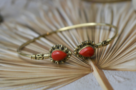 Coral Bangle Brass