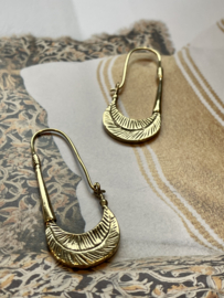 Brass Leaf Hoops / Oorbellen