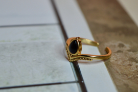 Zwarte Onyx Naga Ring - Stainless Steel Goud
