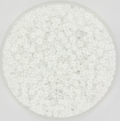 Miyuki Rocailles 2 mm Ceylon Whiteboards Pearl 528