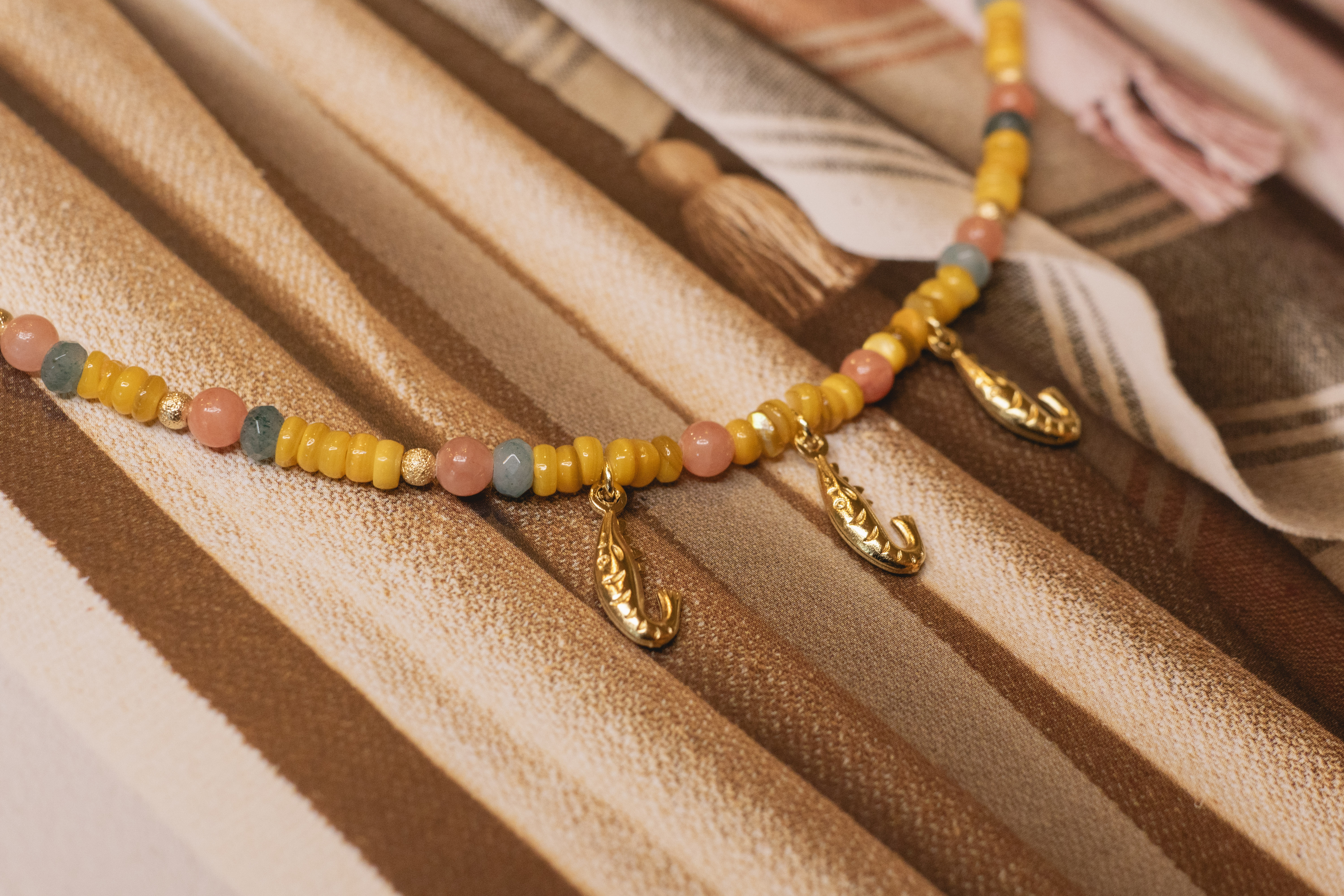 Shrimp Shell & Gemstone Necklace Gold