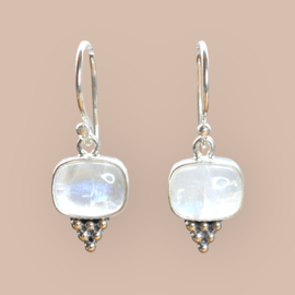 Moonstone Earrings Sterling Silver / Oorbellen