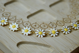 White  Daisy Charm Necklace Gold Plated